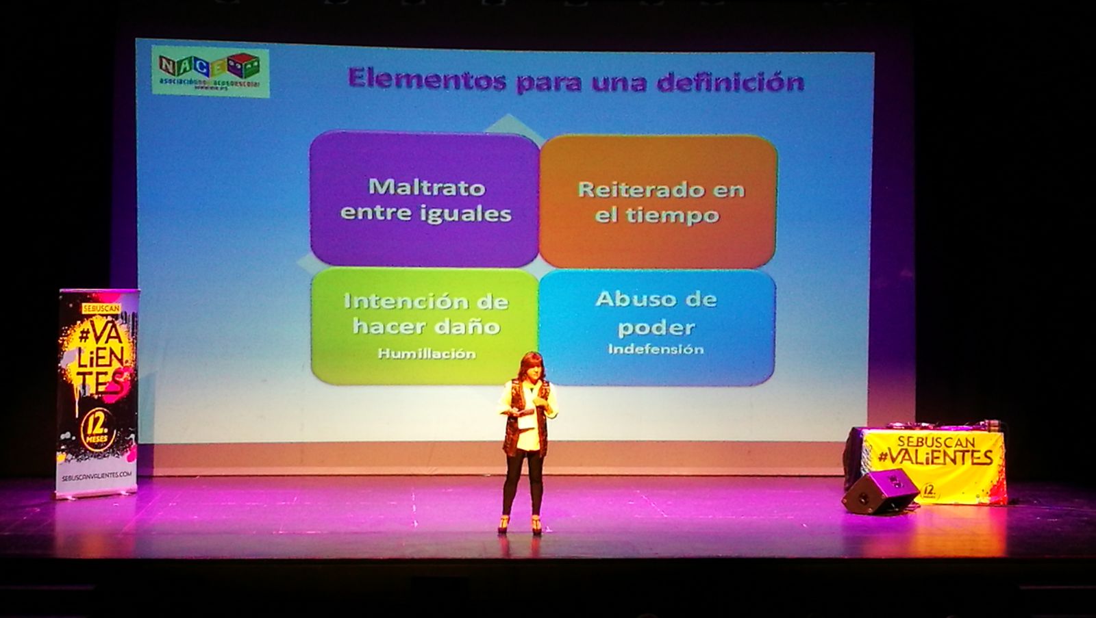 Carmen Cabestany nos cuenta qué es el acoso escolar Carmen Cabestany habla sobre el acoso escolar